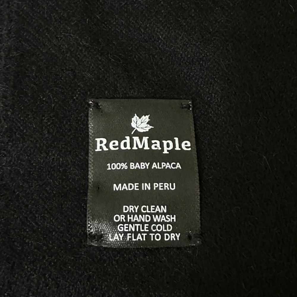 NWOT RedMaple 100% Baby Alpaca Wool 80”x12”